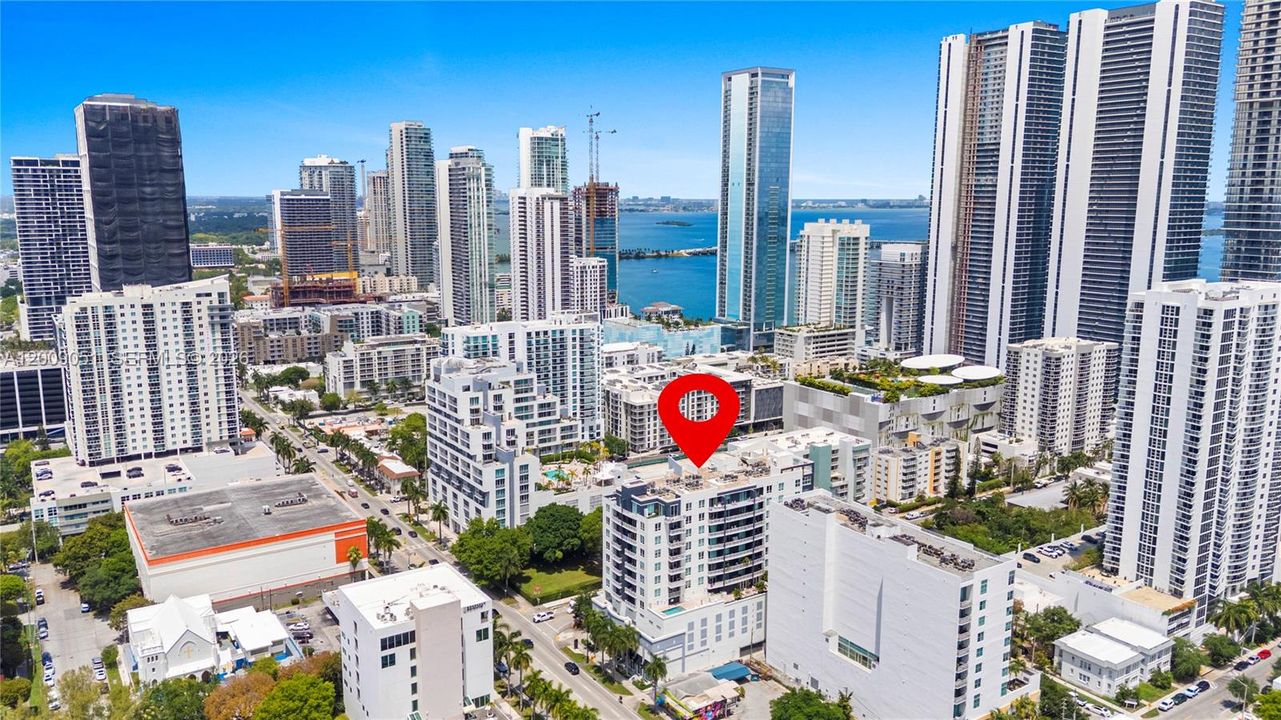 En Venta: $397,000 (0 camas, 1 baños, 775 Pies cuadrados)