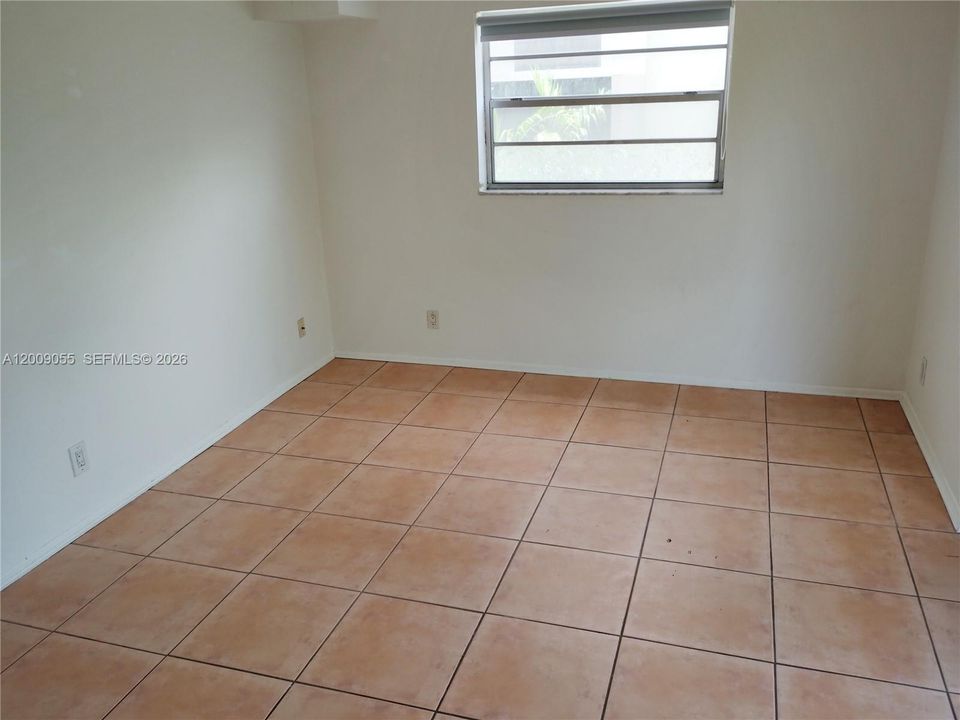 Activo con contrato: $525,000 (2 camas, 2 baños, 715 Pies cuadrados)