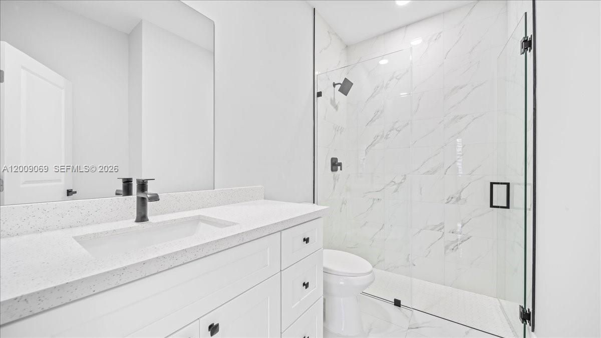 En Venta: $414,900 (3 camas, 2 baños, 1358 Pies cuadrados)