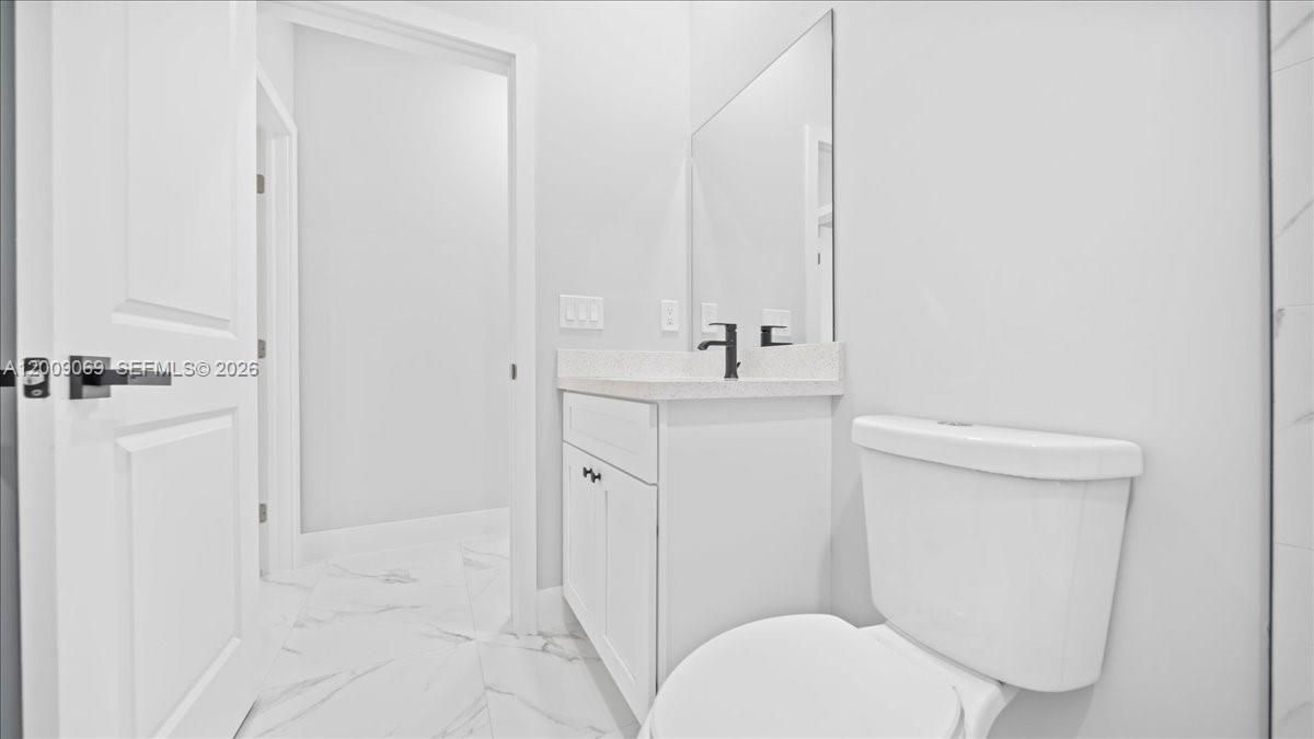 En Venta: $414,900 (3 camas, 2 baños, 1358 Pies cuadrados)