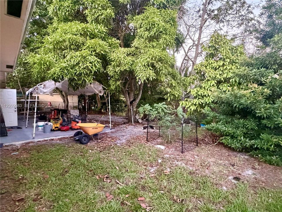 En Venta: $519,000 (3 camas, 3 baños, 1946 Pies cuadrados)