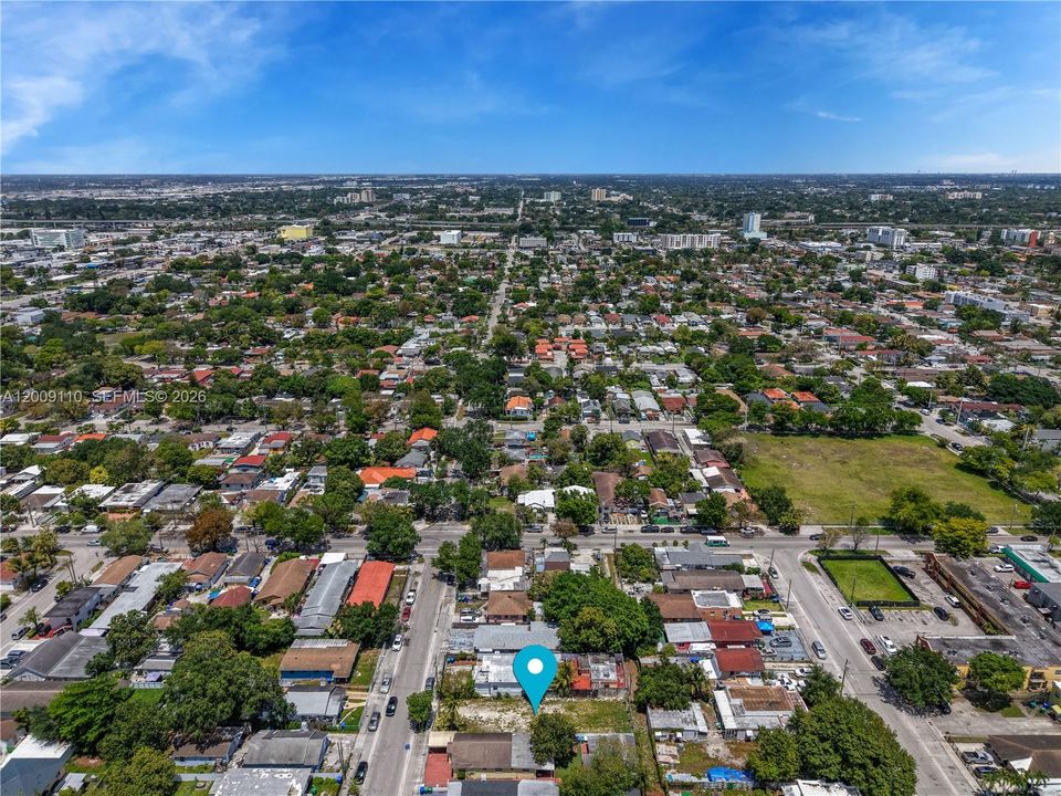 For Sale: $349,500 (0.12 acres)