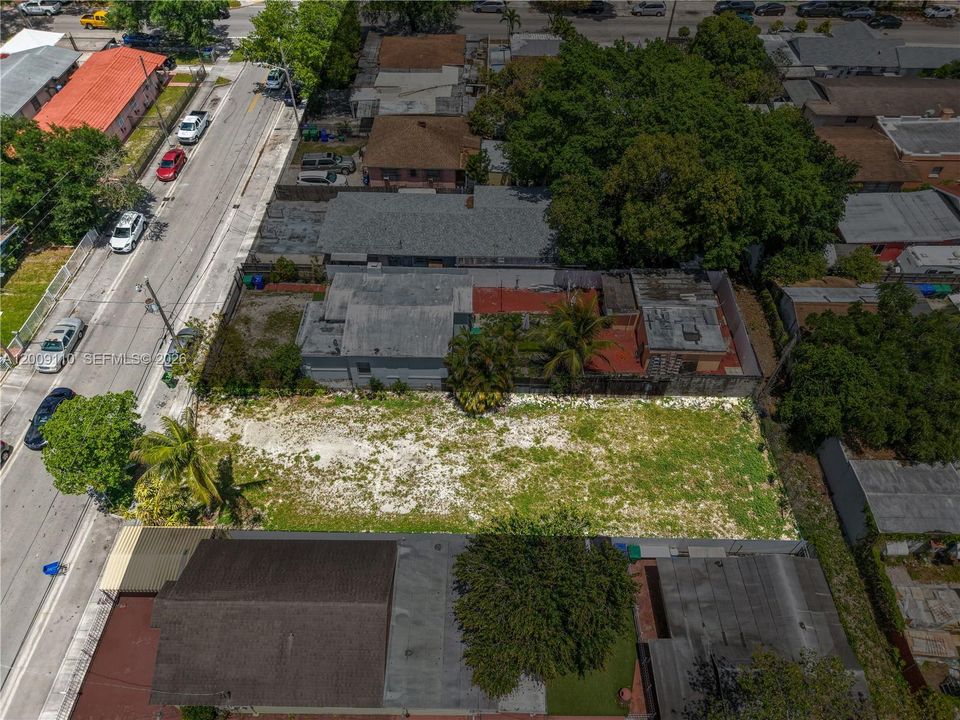 For Sale: $349,500 (0.12 acres)