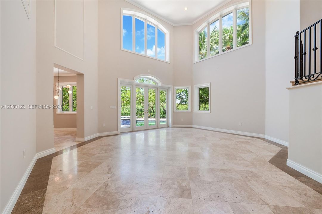 Recently Rented: $17,000 (5 beds, 6 baths, 5254 Square Feet)