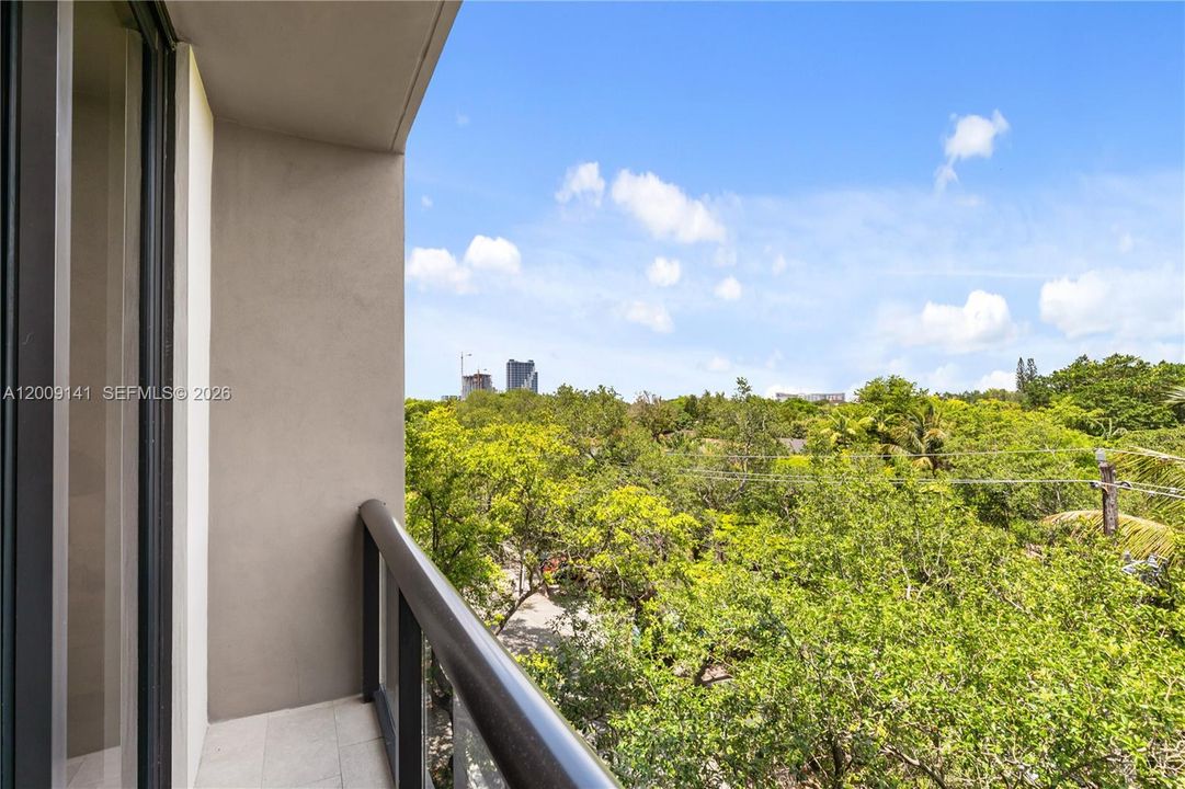 For Sale: $1,974,656 (2 beds, 2 baths, 1475 Square Feet)