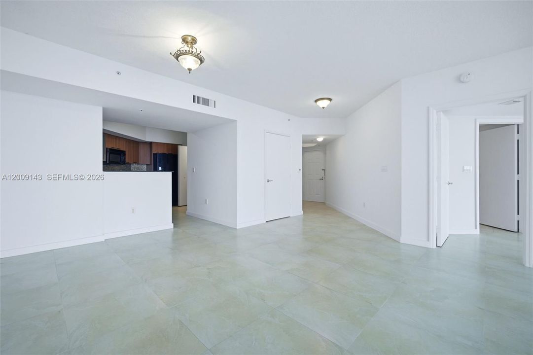 For Sale: $1,430,000 (2 beds, 2 baths, 1602 Square Feet)