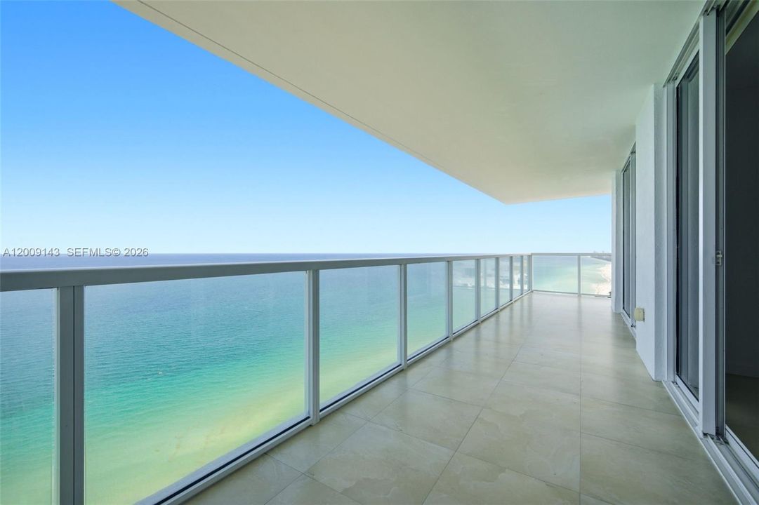 For Sale: $1,430,000 (2 beds, 2 baths, 1602 Square Feet)