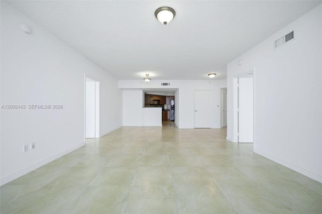 For Sale: $1,430,000 (2 beds, 2 baths, 1602 Square Feet)