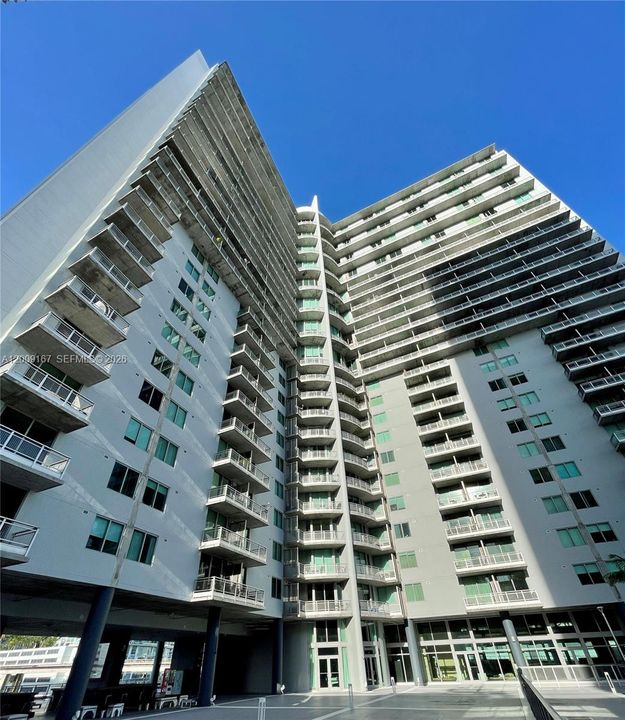 For Sale: $610,000 (0 beds, 2 baths, 1255 Square Feet)