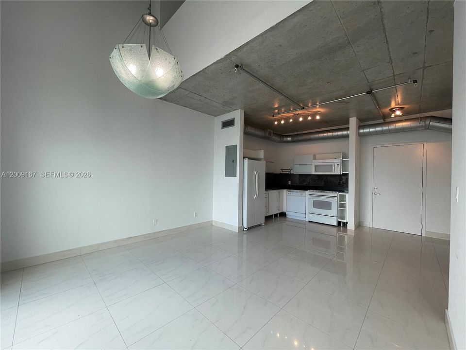 For Sale: $610,000 (0 beds, 2 baths, 1255 Square Feet)