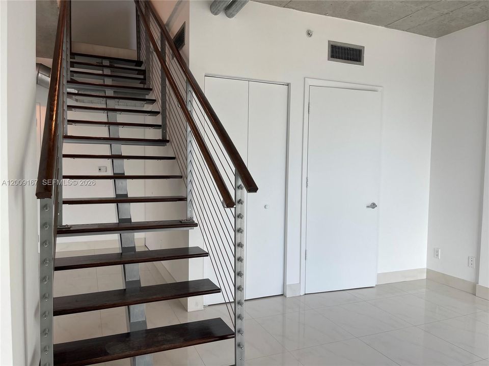 For Sale: $610,000 (0 beds, 2 baths, 1255 Square Feet)