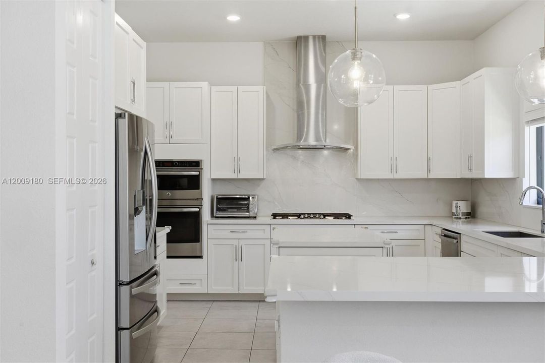En Venta: $1,090,000 (4 camas, 4 baños, 3056 Pies cuadrados)