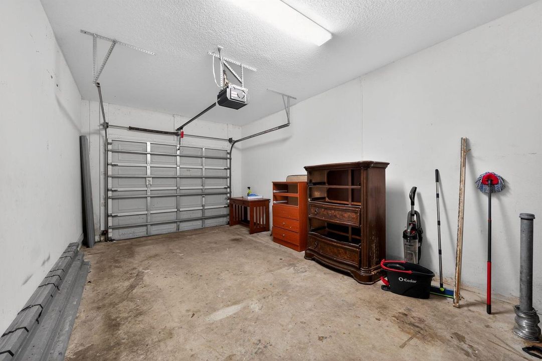 2535_Creekside_Dr_Fort_Pierce_FL_34981_U