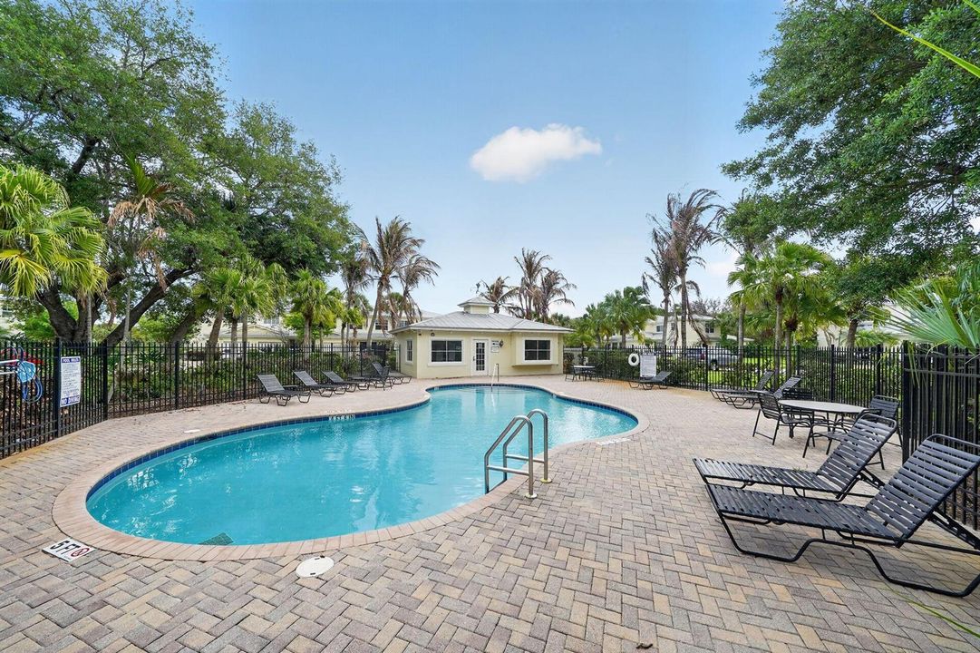 2535_Creekside_Dr_Fort_Pierce_FL_34981_U