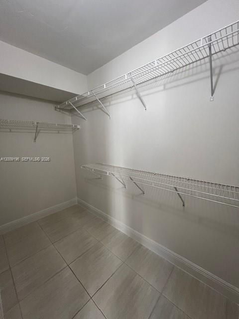 Active With Contract: $2,250 (2 beds, 2 baths, 1065 Square Feet)