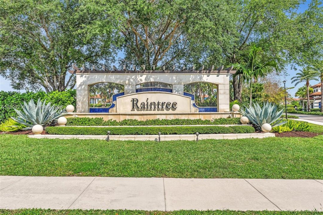 Activo con contrato: $3,950 (3 camas, 3 baños, 2078 Pies cuadrados)