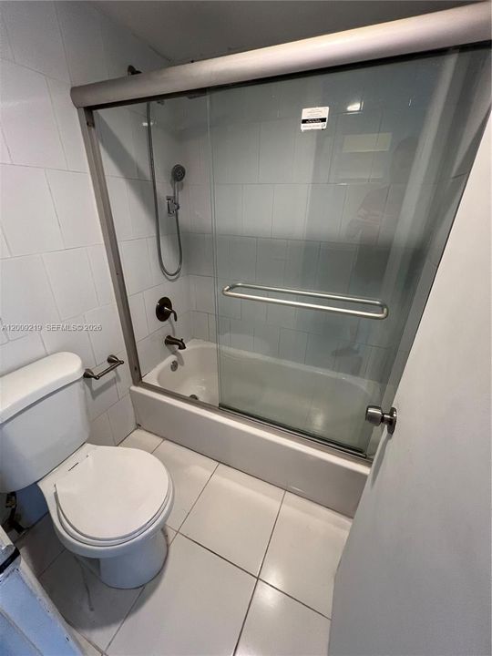 Activo con contrato: $1,650 (1 camas, 1 baños, 710 Pies cuadrados)