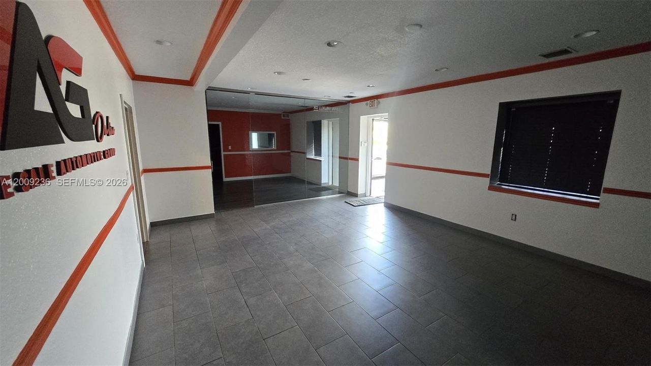 En Renta: $9,600 (0 camas, 0 baños, 0 Pies cuadrados)