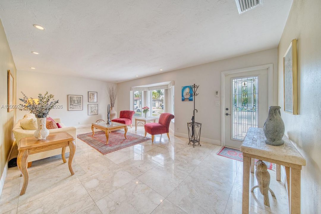 En Venta: $1,200,000 (4 camas, 2 baños, 0 Pies cuadrados)