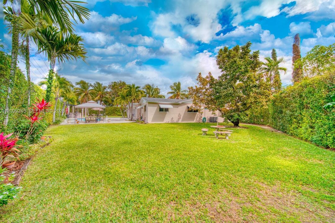 En Venta: $1,200,000 (4 camas, 2 baños, 0 Pies cuadrados)