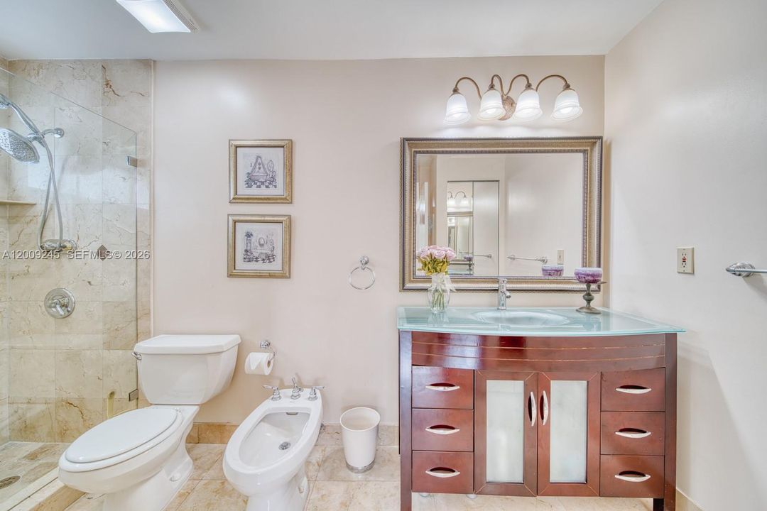 En Venta: $1,200,000 (4 camas, 2 baños, 0 Pies cuadrados)