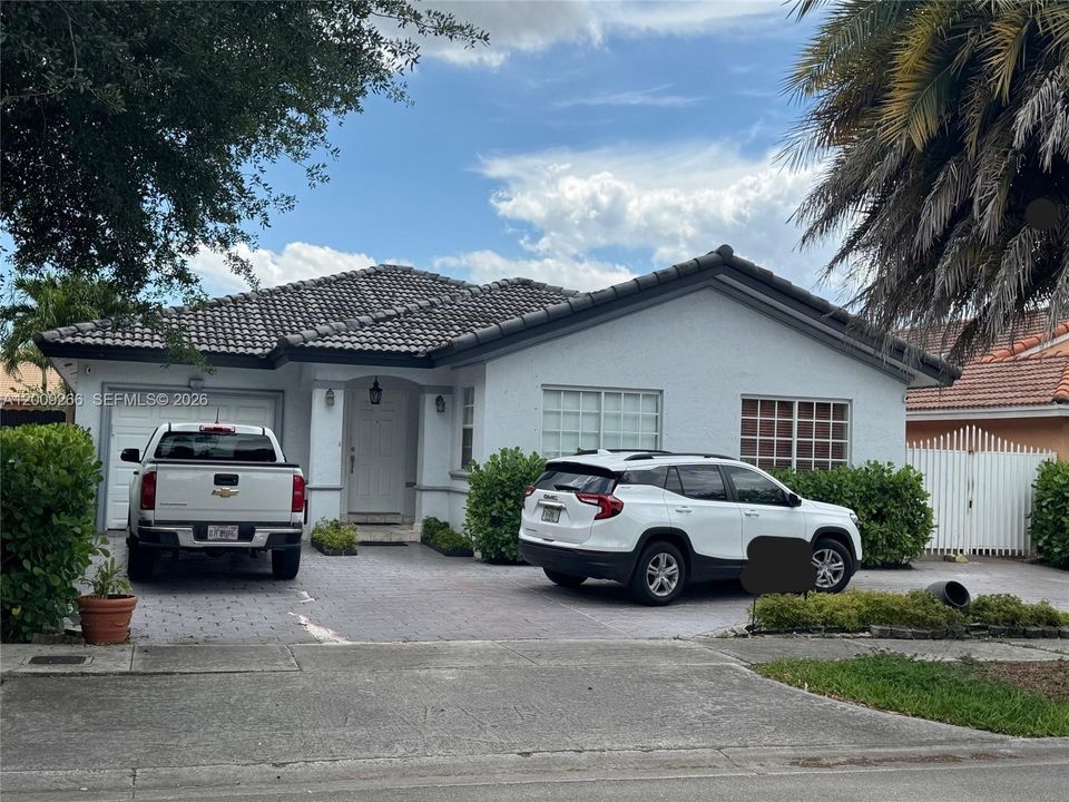 For Sale: $690,000 (4 beds, 2 baths, 2087 Square Feet)