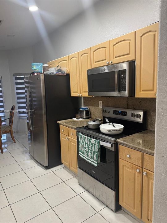 For Sale: $690,000 (4 beds, 2 baths, 2087 Square Feet)