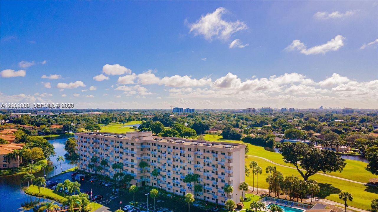 En Venta: $209,000 (2 camas, 2 baños, 1015 Pies cuadrados)