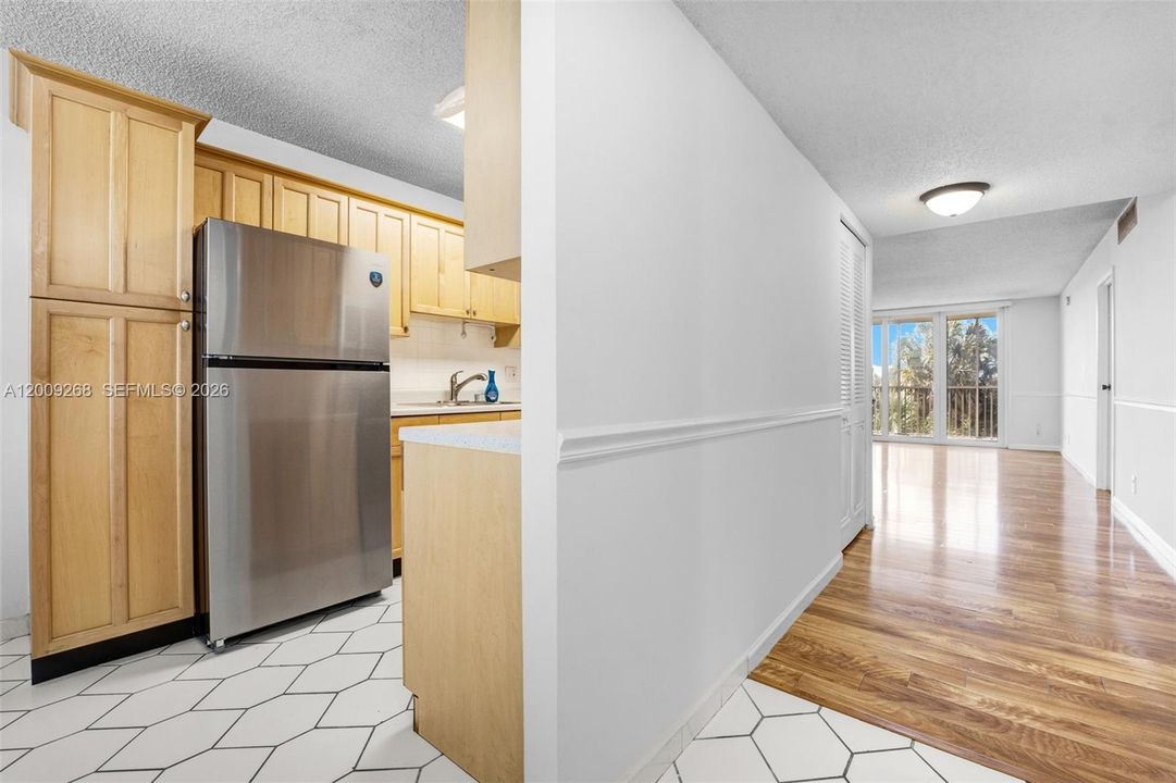 En Venta: $209,000 (2 camas, 2 baños, 1015 Pies cuadrados)