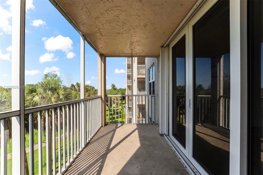 En Venta: $209,000 (2 camas, 2 baños, 1015 Pies cuadrados)