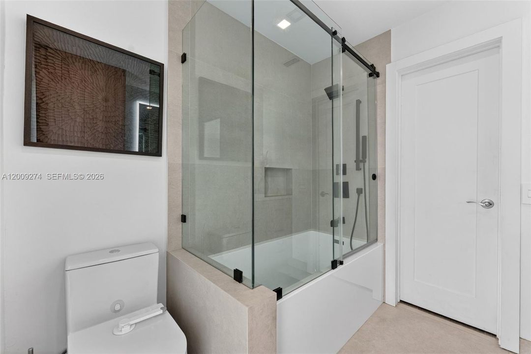 В аренду: $14,500 (5 спален, 4 ванн, 3261 Квадратных фут)