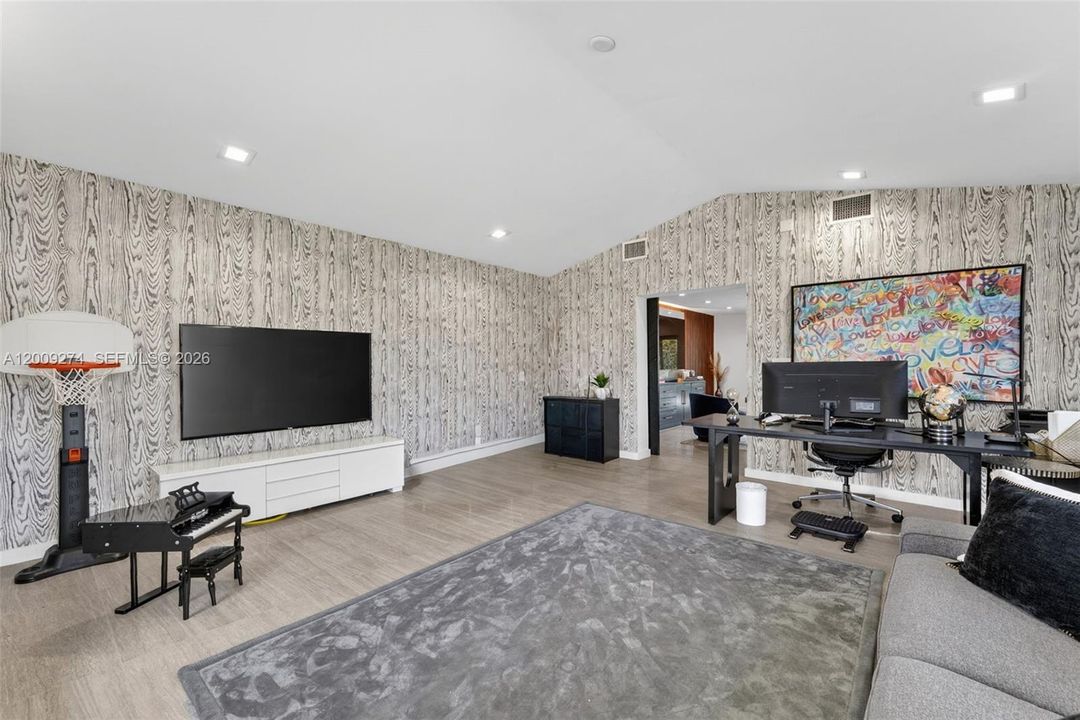 В аренду: $14,500 (5 спален, 4 ванн, 3261 Квадратных фут)