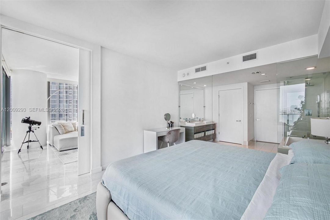 En Venta: $1,475,000 (3 camas, 3 baños, 1646 Pies cuadrados)