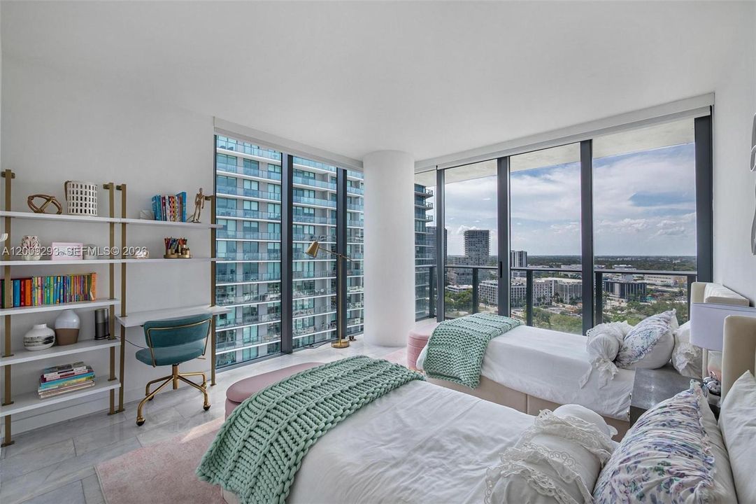 En Venta: $1,475,000 (3 camas, 3 baños, 1646 Pies cuadrados)
