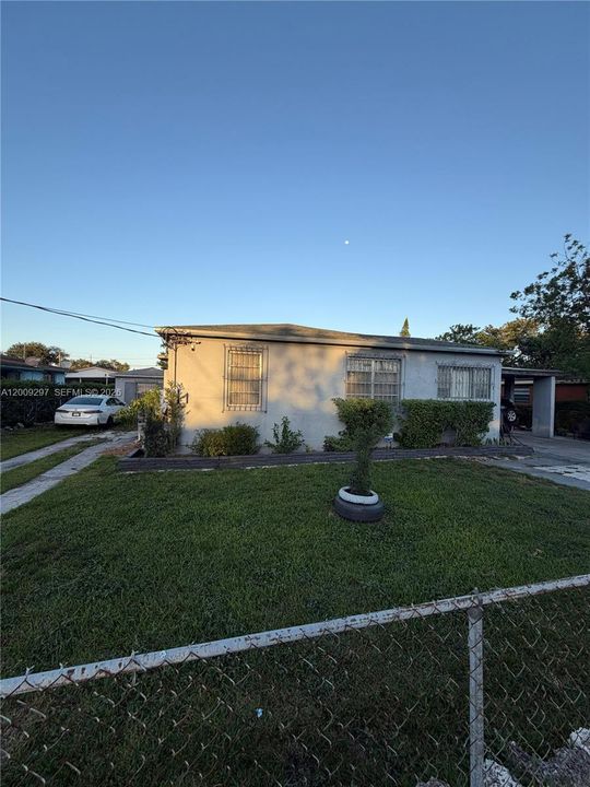 En Venta: $549,900 (0 camas, 0 baños, 2085 Pies cuadrados)