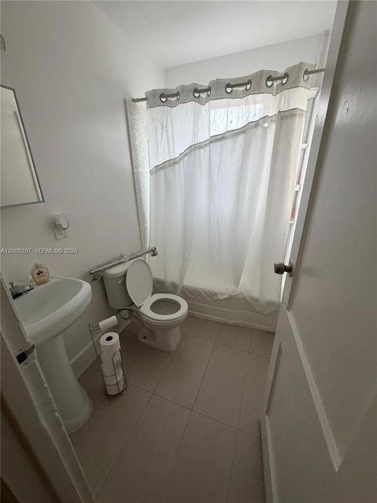 En Venta: $549,900 (0 camas, 0 baños, 2085 Pies cuadrados)