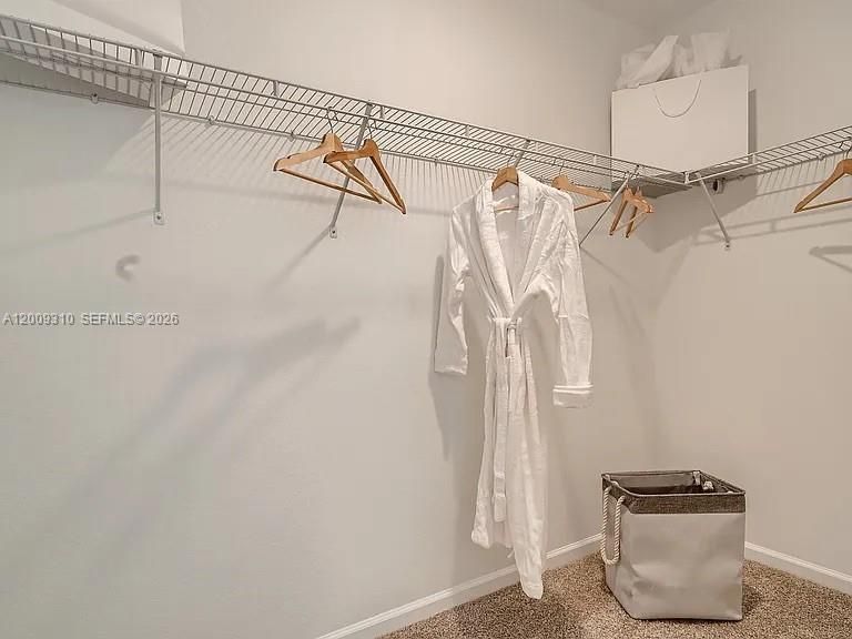 Active With Contract: $329,900 (3 beds, 2 baths, 1712 Square Feet)