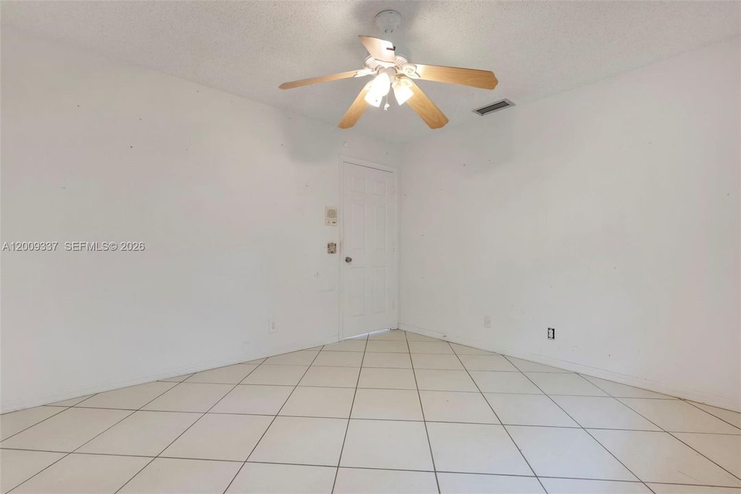 For Sale: $829,900 (4 beds, 2 baths, 2425 Square Feet)