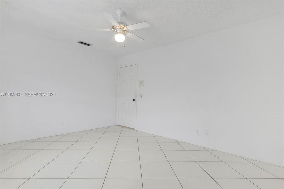 For Sale: $829,900 (4 beds, 2 baths, 2425 Square Feet)