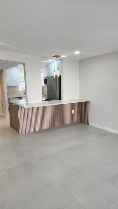 Active With Contract: $140,000 (2 beds, 2 baths, 850 Square Feet)