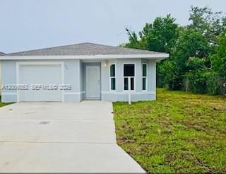Active With Contract: $1,600 (3 beds, 2 baths, 1272 Square Feet)