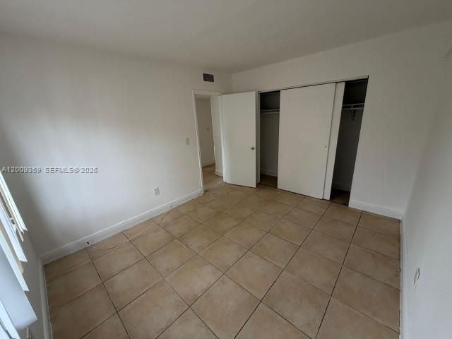 For Sale: $195,000 (2 beds, 1 baths, 820 Square Feet)