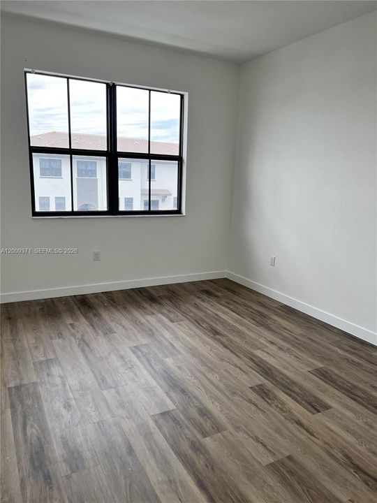 В аренду: $2,600 (2 спален, 2 ванн, 1486 Квадратных фут)