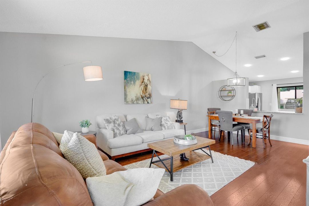 03_13155_Chadwick_Court_20_3_mls