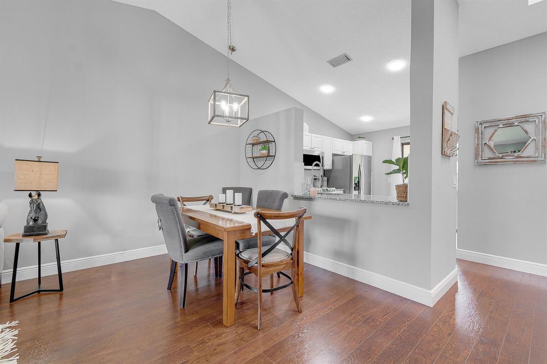 06_13155_Chadwick_Court_20_6_mls