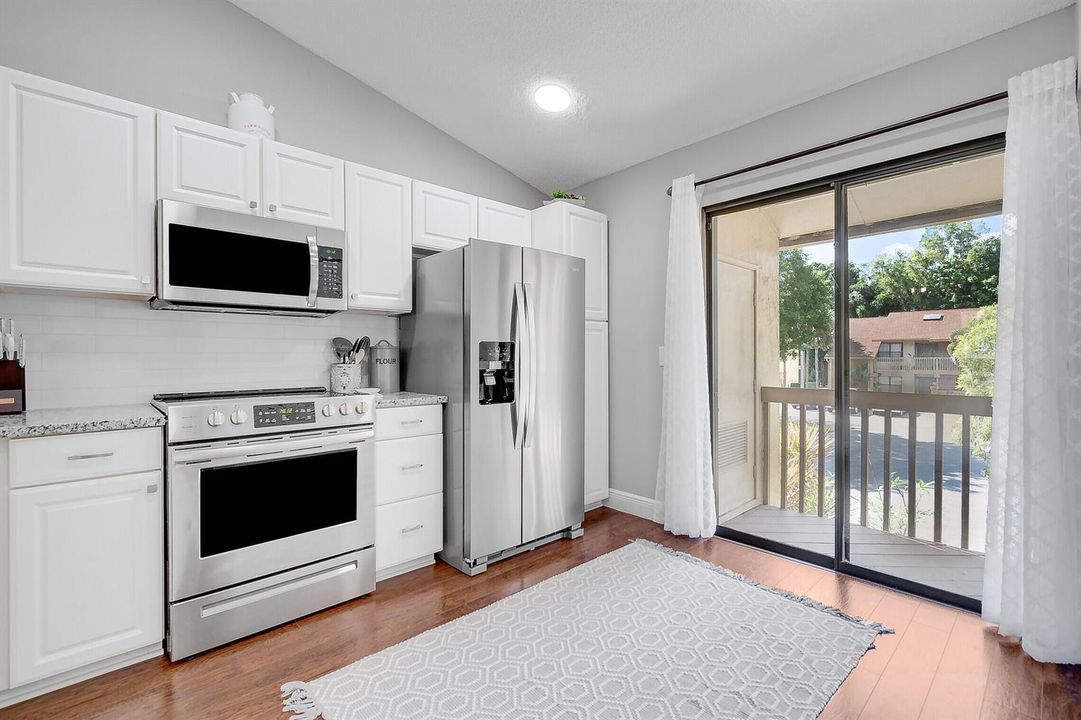 07_13155_Chadwick_Court_20_7_mls