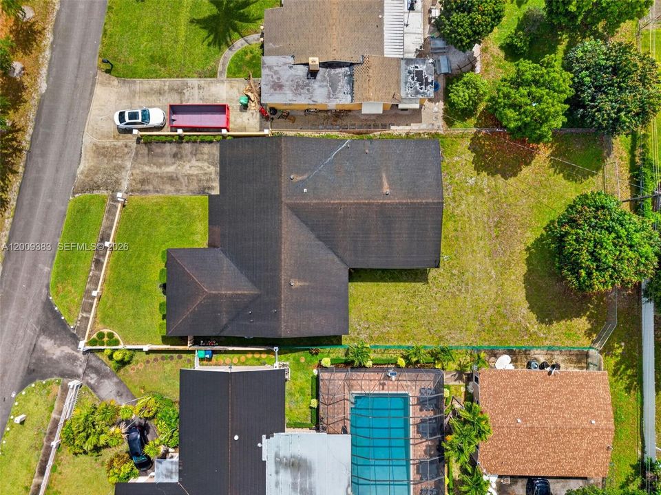На продажу: $899,999 (5 спален, 3 ванн, 3316 Квадратных фут)