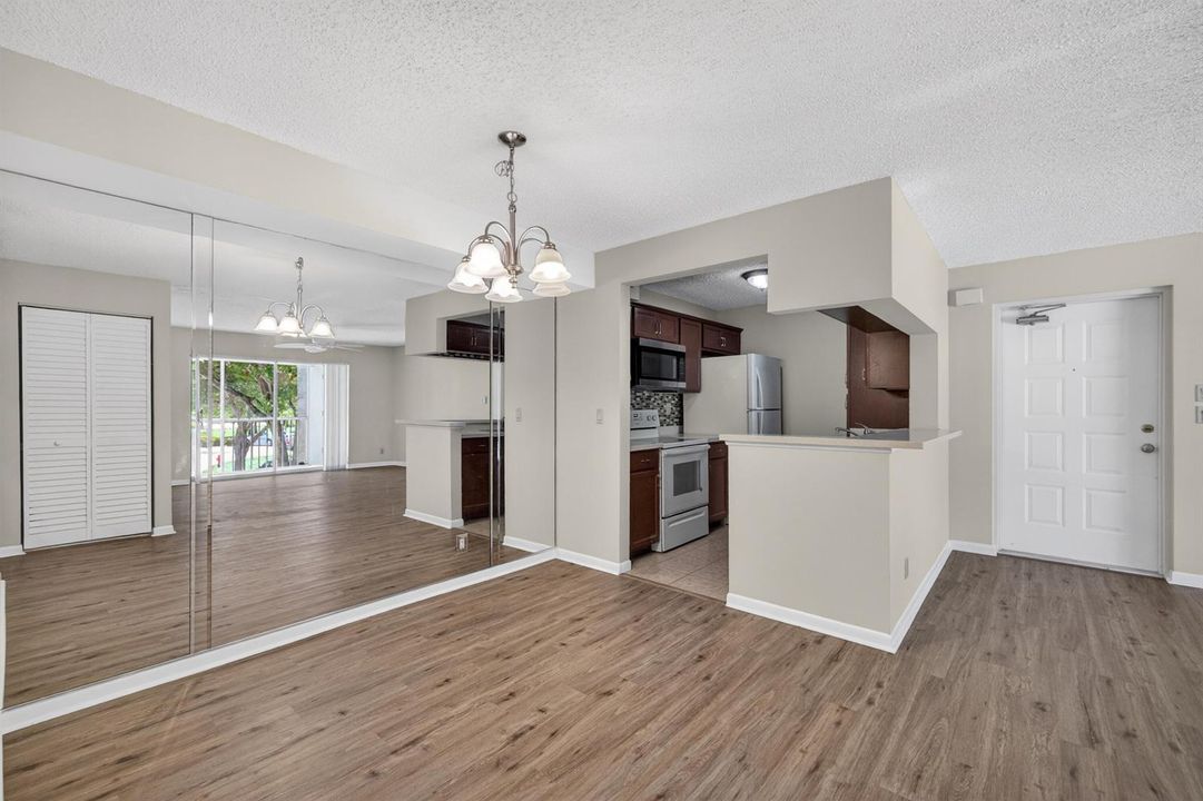 2512 SE Anchorage Cv C-2.jpg #9