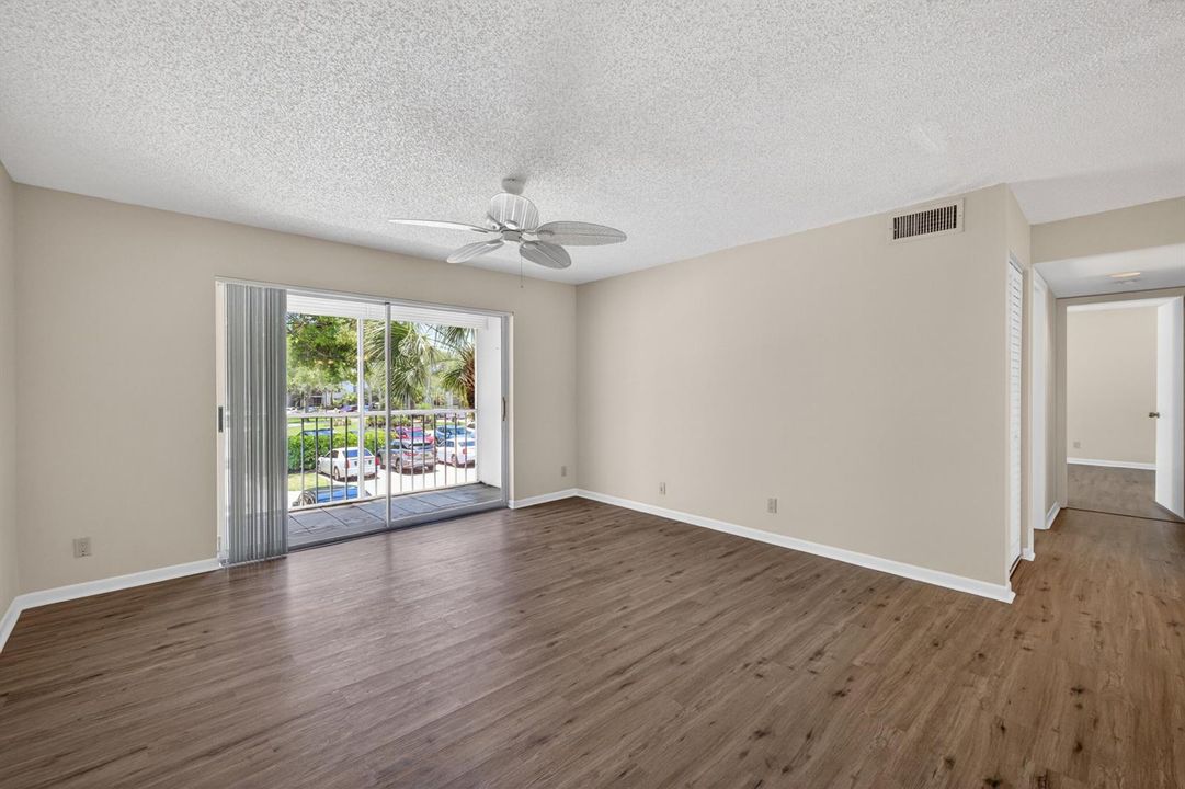 2512 SE Anchorage Cv C-2.jpg #7