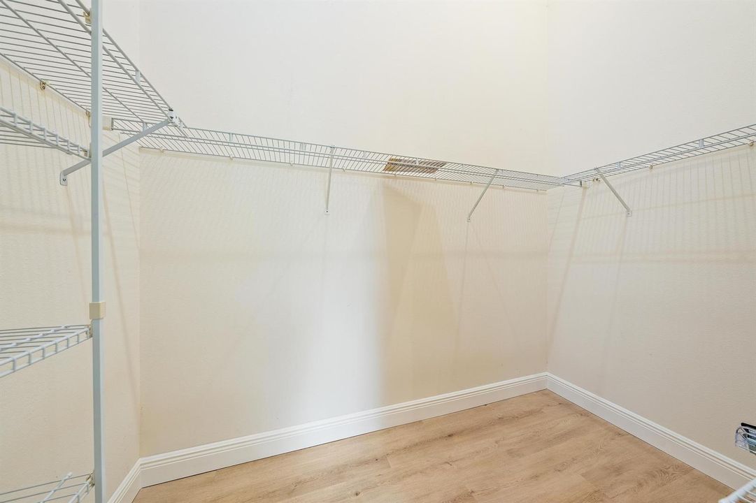 Walk in Closet